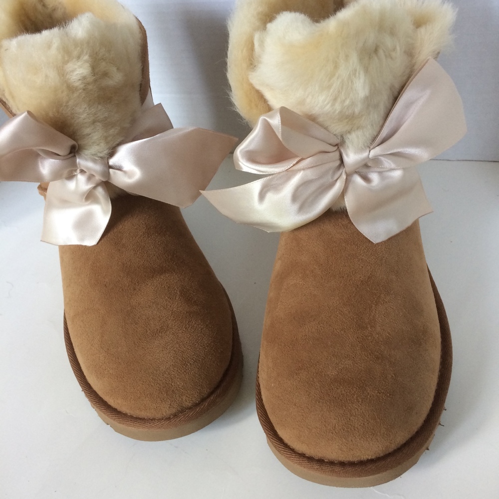 UGG GITA BOW MINI BOOT *NWT - Picture 3 of 8